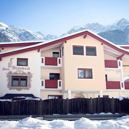 Haus Steinbock Bed and Breakfast Neustift im Stubaital Buitenkant foto