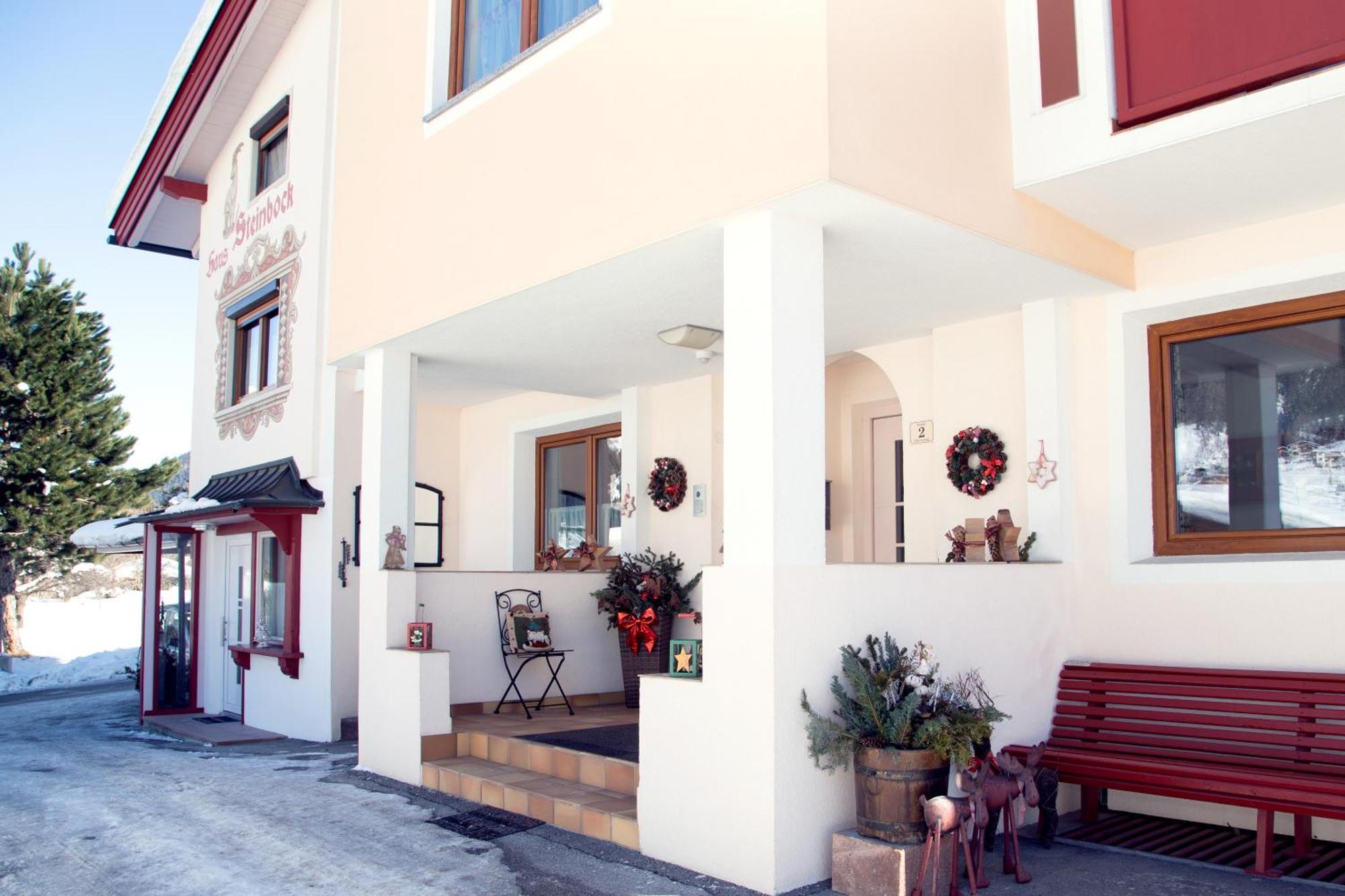 Haus Steinbock Bed and Breakfast Neustift im Stubaital Buitenkant foto