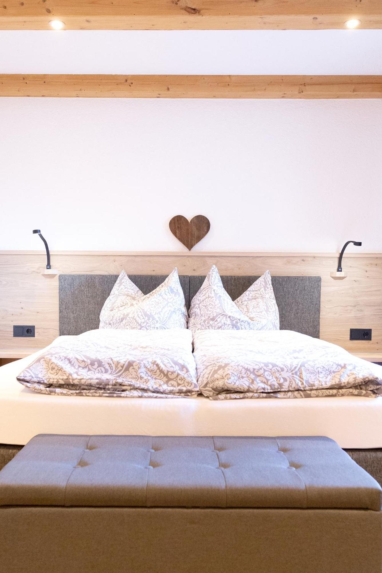 Haus Steinbock Bed and Breakfast Neustift im Stubaital Buitenkant foto