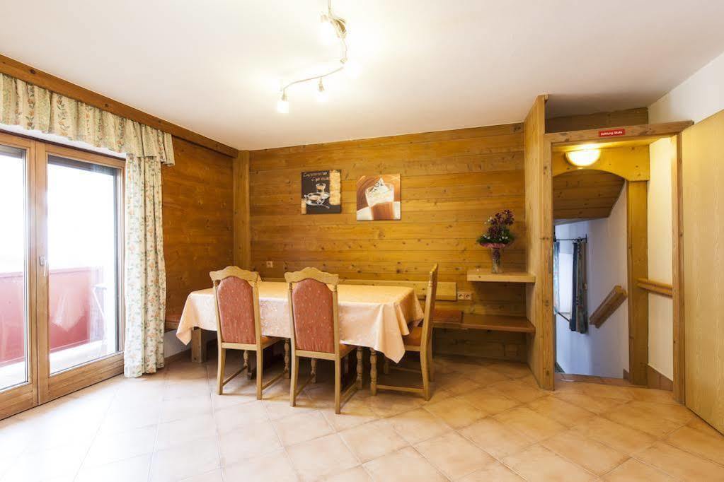 Haus Steinbock Bed and Breakfast Neustift im Stubaital Buitenkant foto