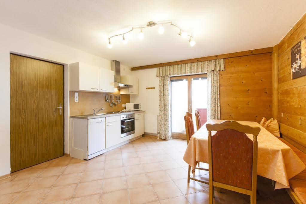 Haus Steinbock Bed and Breakfast Neustift im Stubaital Buitenkant foto